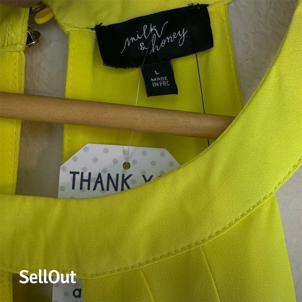 Milk & Honey Neon Yellow Halter Keyhole Split Back Tank Top Size L NEW - Picture 4 of 6